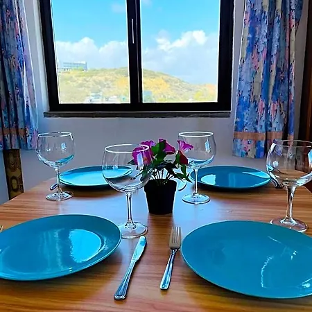Casa Do Canto With Breakfast & Bar In Old Town B&B 3*