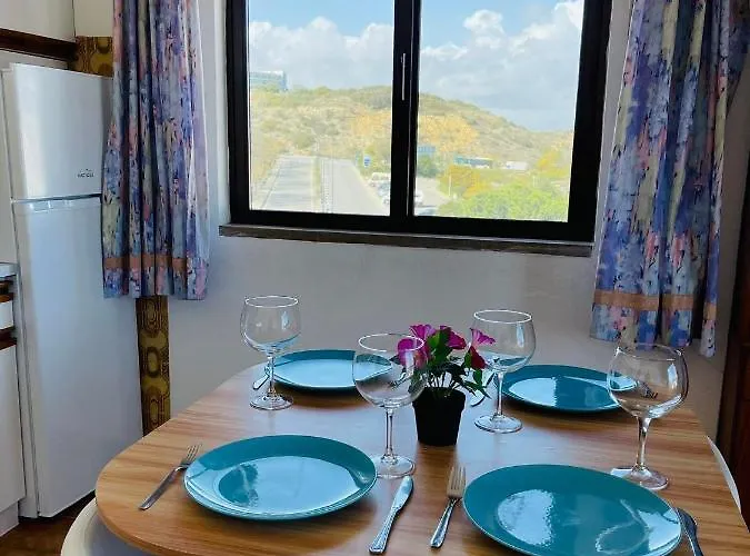 فندق مبيت وإفطار Casa Do Canto 3*